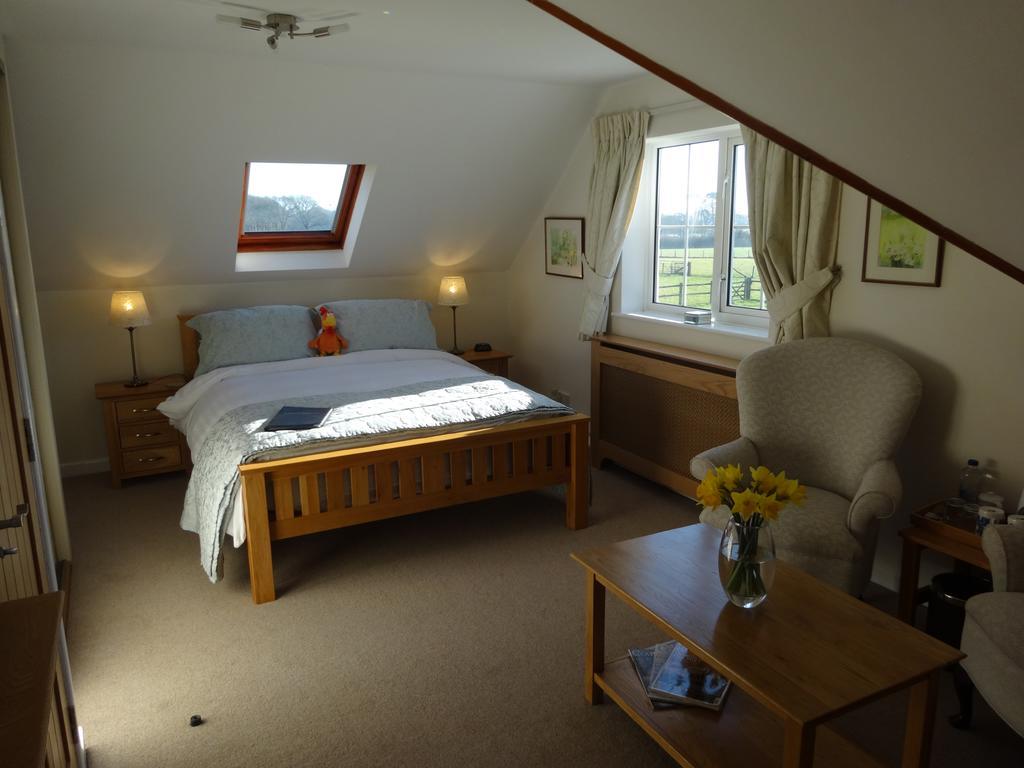 Bed and Breakfast Hunters Croft Sway Exterior foto